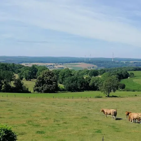 Tina's Weite Aussicht Hotel *