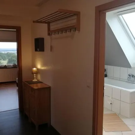 Tina's Weite Aussicht Hotel *