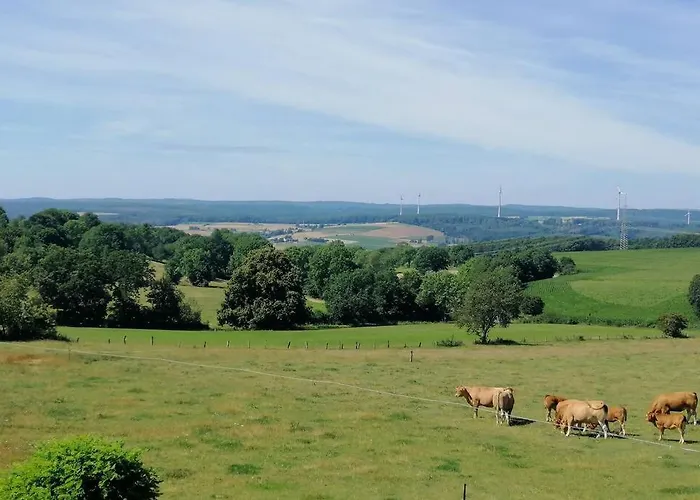 Tina's Weite Aussicht Hotel *